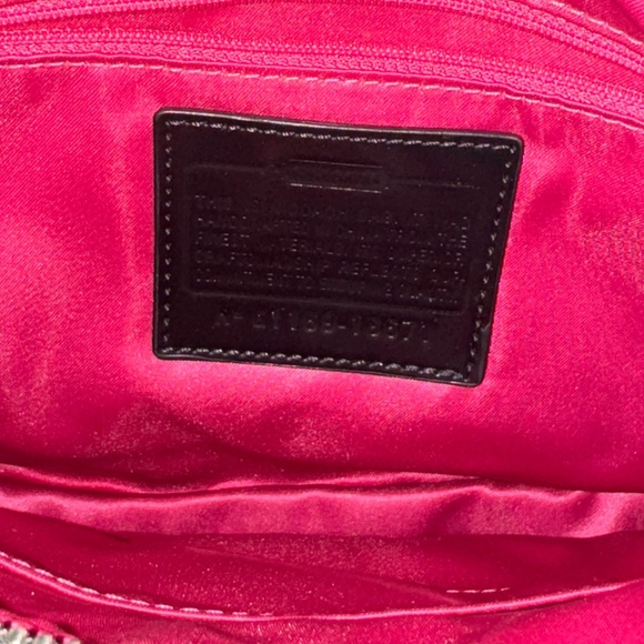 Coach Black Patent Leather Handbag Purse pink lining coach logo quilted pattern - Picture 7 of 8